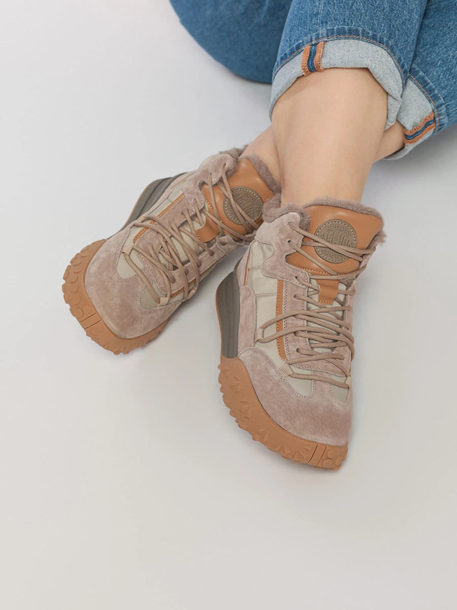 Ботинки в стиле колор-блок с меховой оторочкой